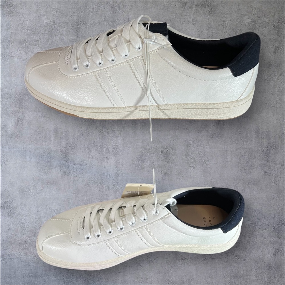 Blaire Sneakers Padded Ankle Collar Memory Form Shoe by a New Day 90s aesthetic - Picture 5 of 15